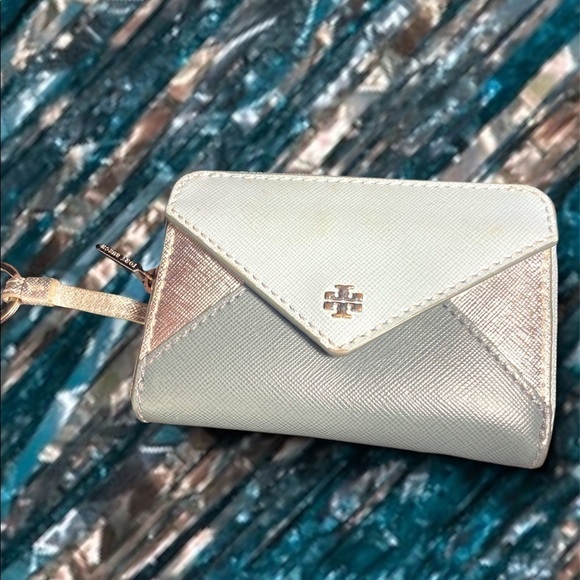 Tory Burch Change Purse - Used - Picture 11 of 12